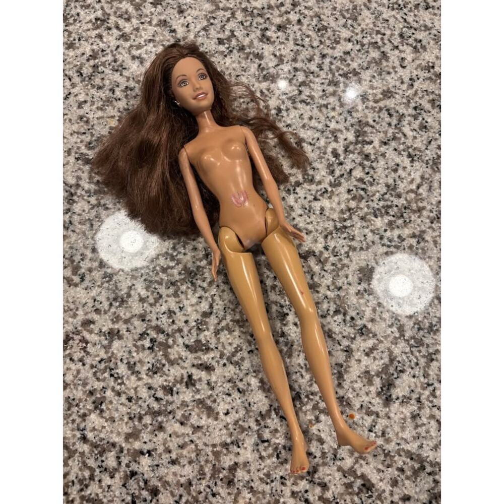RARE Vintage Beach Fun Mattel Barbie Summer Doll 2005 J0698